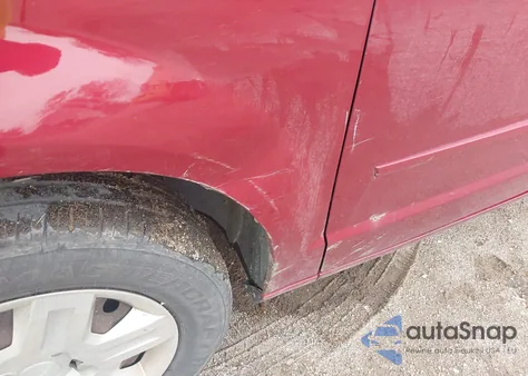 2011 Dodge Grand Caravan Express z USA, uszkodzony, nr VIN 2D4RN4DG8BR613583